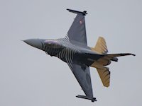 General Dynamics F-16 'Falcon', RIAT 2017 - pic by Nigel Key